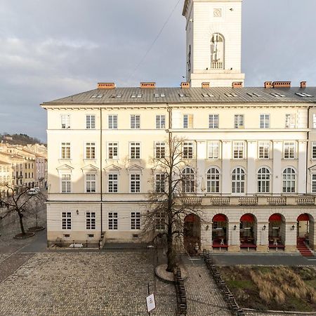 לבוב Inshiapartments On Rynok Square מראה חיצוני תמונה